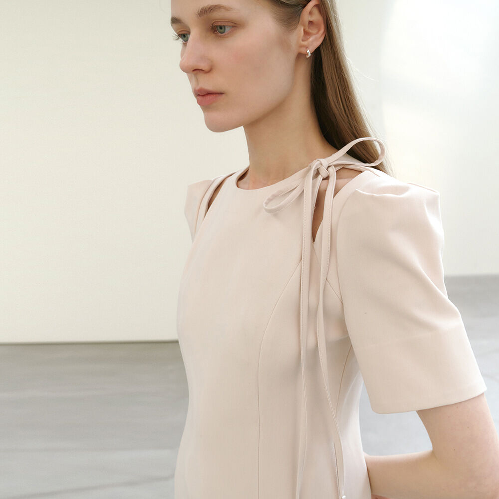 Slim Fit Shoulder Accentuated Dress_BEIGE