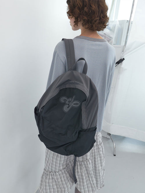 ENZO BLUES Surf Logo Two-Tone Backpack (Chacoal) - Size & Review | Musinsa