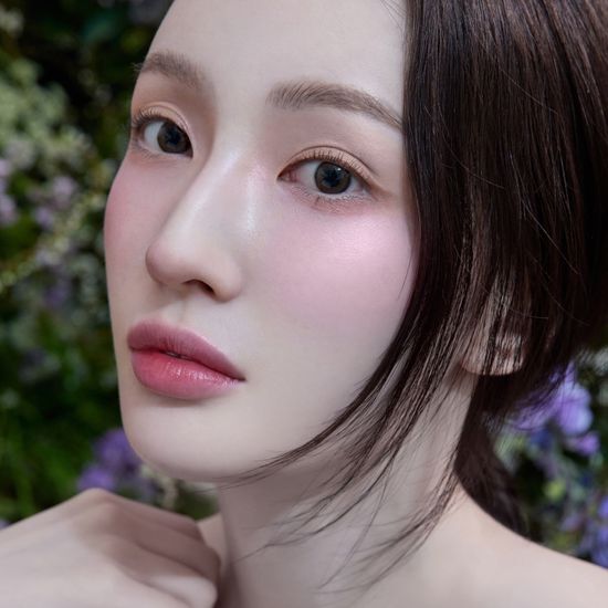 Ameli Shadow 20 COLOR (Step Basic/Sweet Dia/Sparkle Spot)