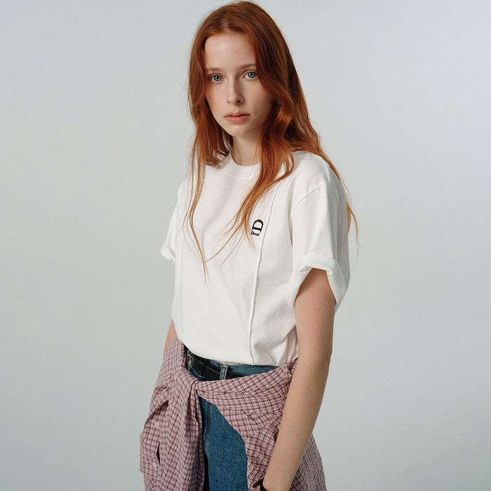 UNISEX LOGO CREASE T-SHIRT WHITE_UDTS5A111WT