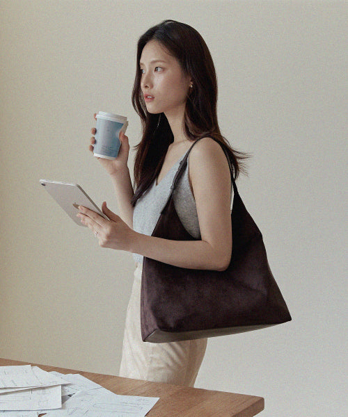 OVHEE Plum Suede Hobo Bag - Dark Brown - Size & Reviews | MUSINSA