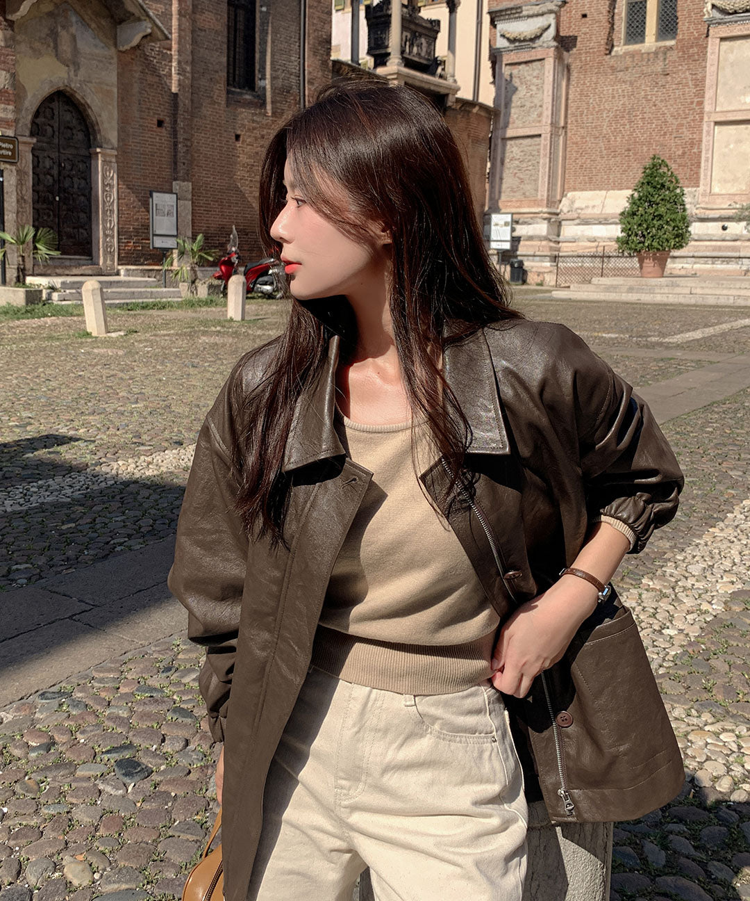 K Club [Self-produced / surpassed 20,000 copies!]!/S-XL]#Spring🌷 Odin Loose Fit Half Leather Jacket (Appearance Look/Daily Look/Blue Bell/Spring Jacket/Half Jacket/Leather Jacket)