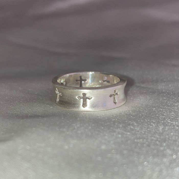 cross hole ring slim