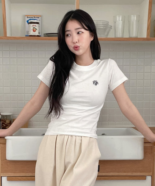 MUAHMUAH Stitch Logo Basic T-Shirt [White] - Size & Reviews | MUSINSA
