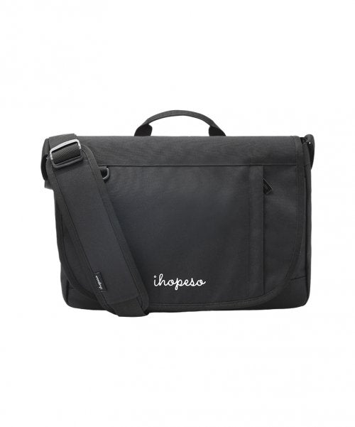 Light messenger bag