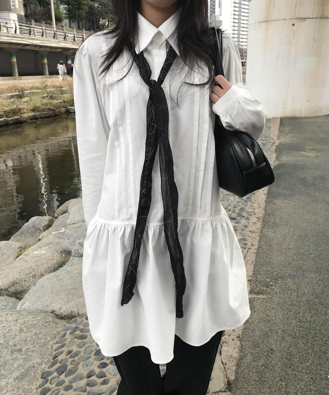 Cove Drawing Dress (2 colors)