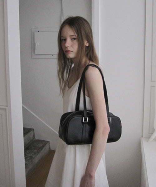 Journey Long Shoulder Bag / Black
