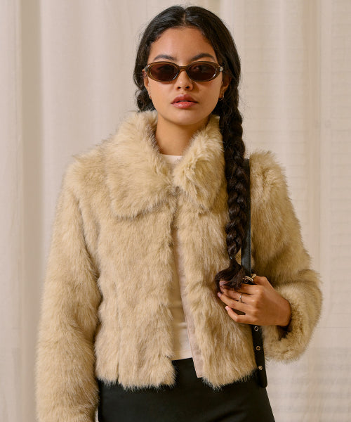 Awi Crop Fur Jacket-Beige