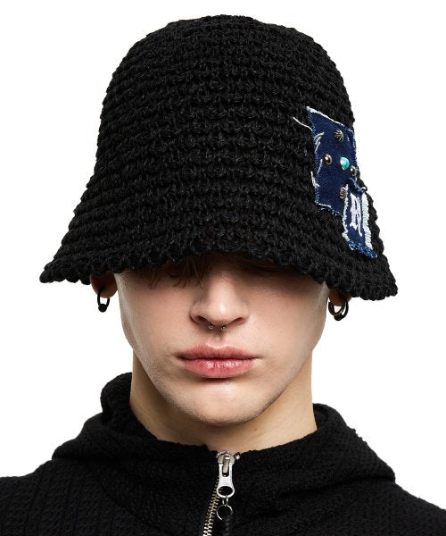 RIVET PATCHED KNIT BUCKET HAT - BLACK