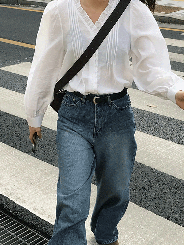 블렘토 Clean Pintuck Blouse