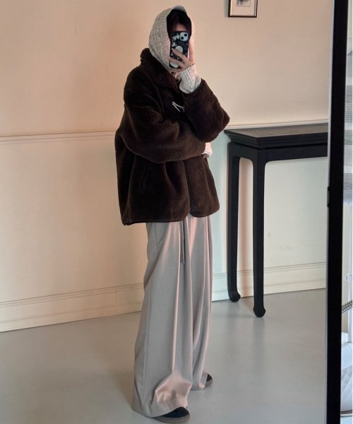 Duffle High Neck Fur Jumper_BROWN
