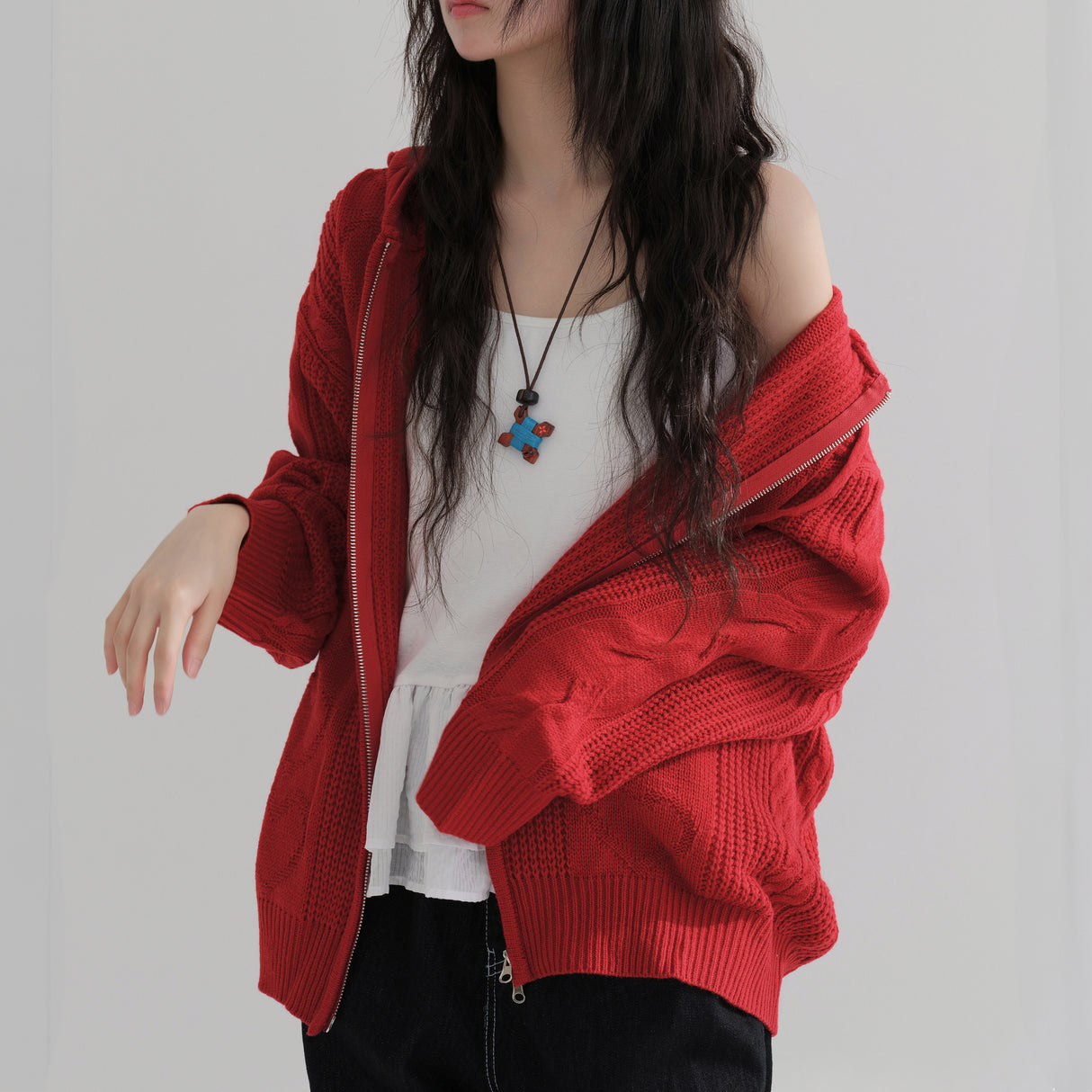 Tilde Seoul *unisex* Love Loose Knit Hoodie 4 colors