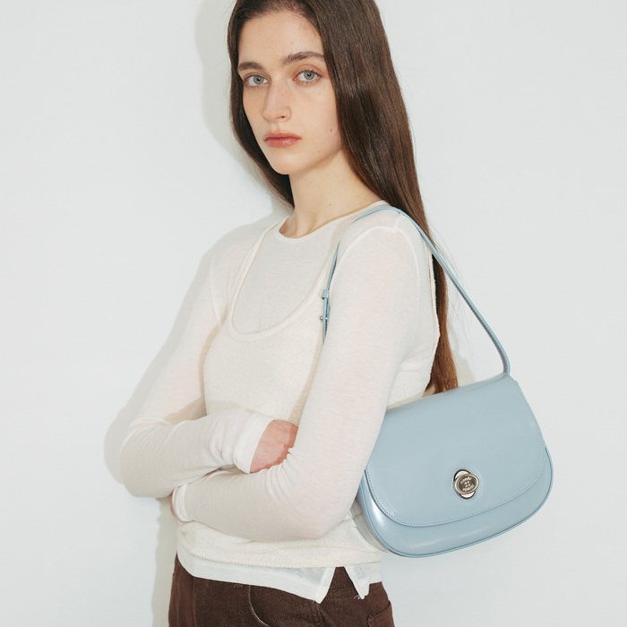[20%쿠폰] Classic turn-lock button cross bag (3colors)
