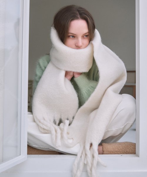 Wool Long Wide Muffler - White