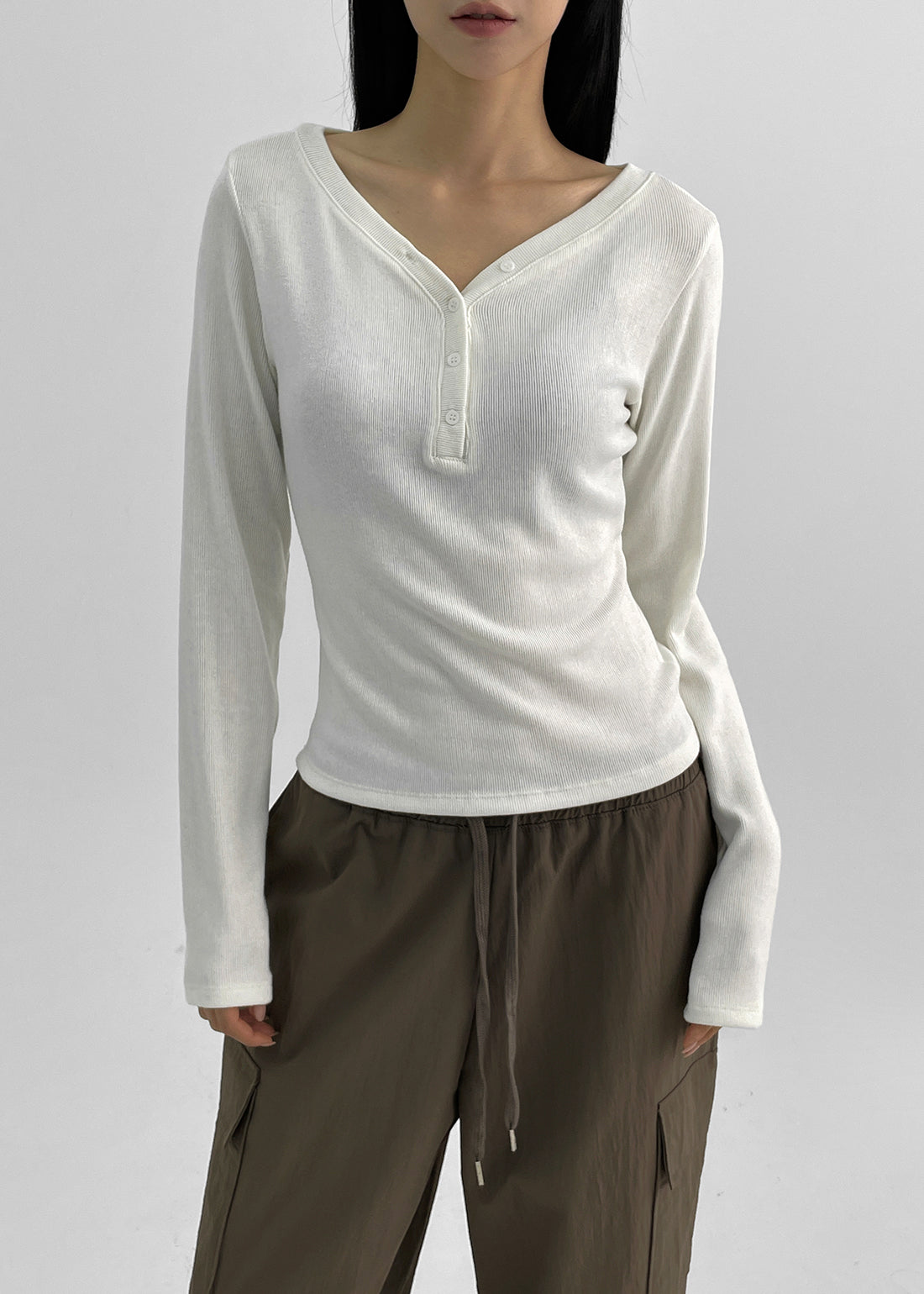 Black Up [2,000 Units Sold] [MADE] Kerry V-neck Burton Long Sleeve T-shirt