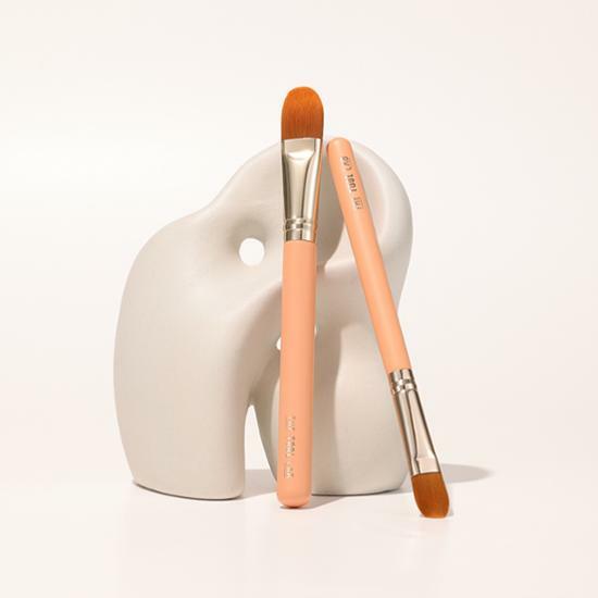 The Tool Lab 231 Full Coverage Concealer Foundation Base Makeup Brush