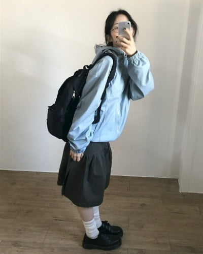 Dougie Essential Windbreaker (2 colors)
