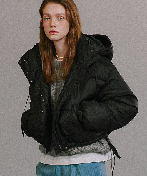 STRING HOODIE SHORT ECO PADDING MATT BLACK