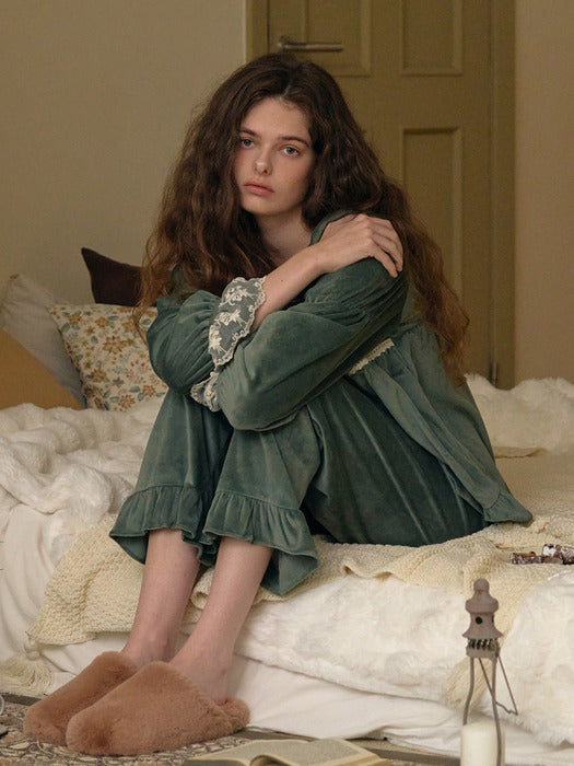 Priscilla Long Sleeve Two-Piece Emerald (Peach Fleece)