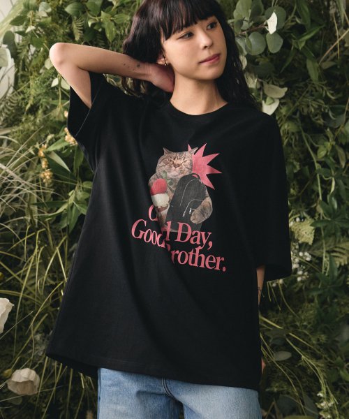 [Leathery X Basket12] Greedy Cat Short Sleeve T-Shirt [BLACK]