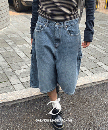 Daily JU [MADE] Herrison Boy Fit Carpenter Denim Bermuda Pants (Universal)
