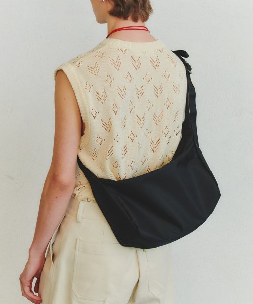 Arc Black Small Messenger Bag