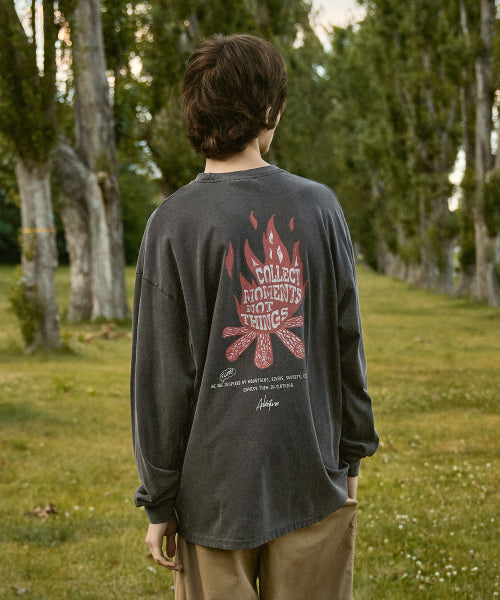 キャンプメッセージピグメントロングスリーブTシャツダークグレーFLT714