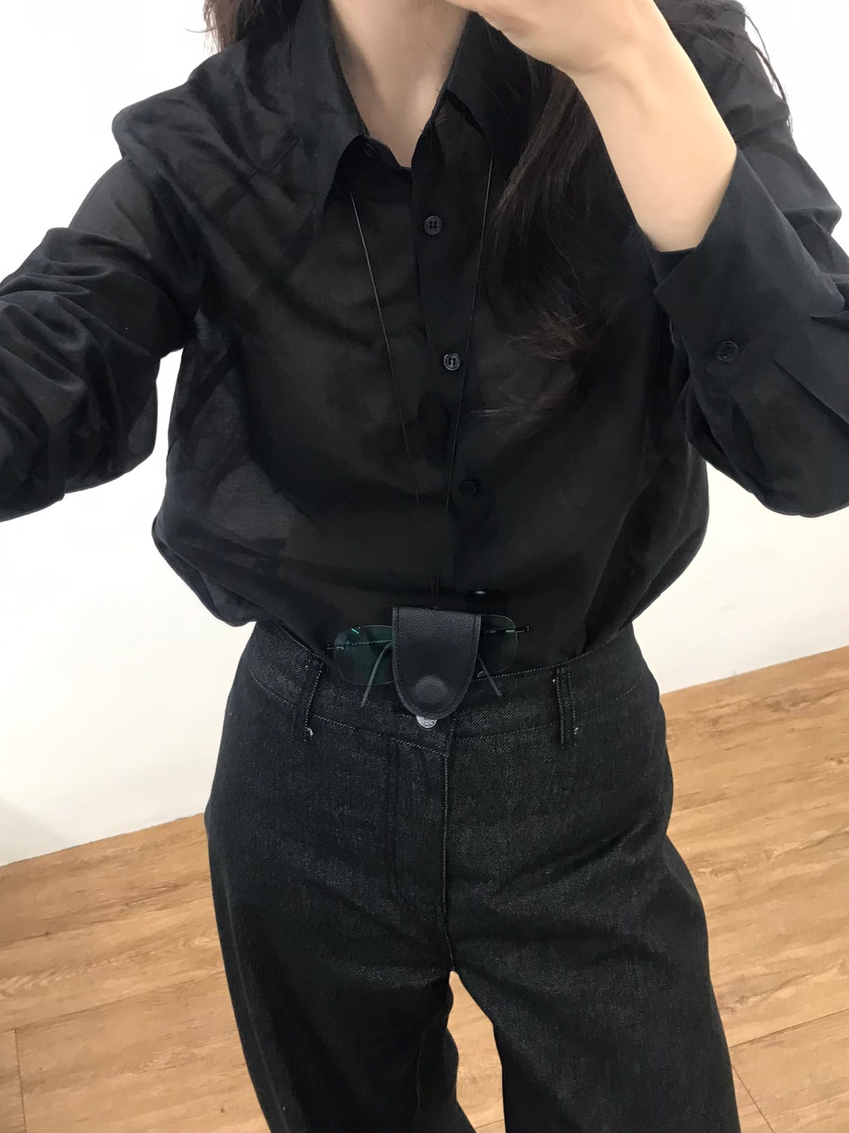 베인느 glee see-through bl (black)