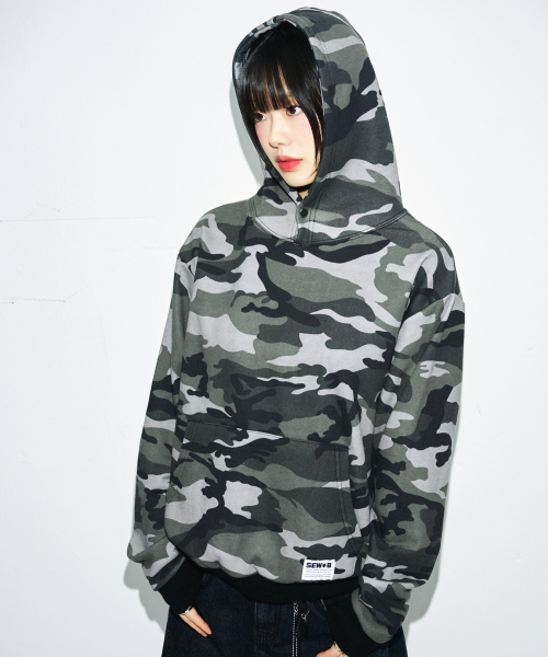 Button Camo Hood Semi-Over Black