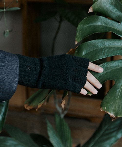 ユニセックス カシミア ハーフグローブ ブラック