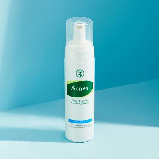 Acnes Clear & White Foaming Wash 150ml