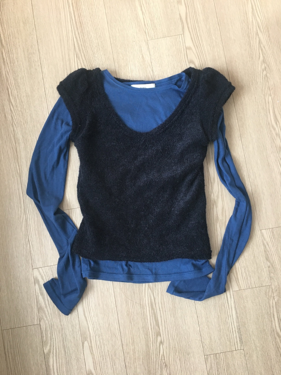 Bow archivist tennel longsleeve
