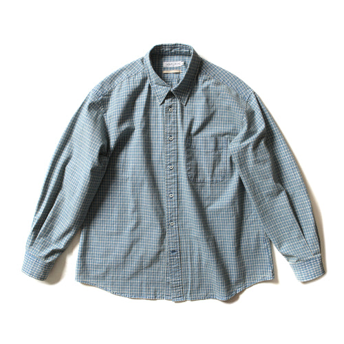 an Illyan shirt