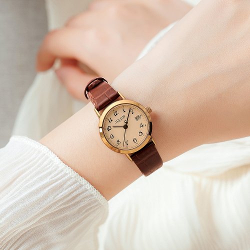 JA-1404 Women's Wristwatch + Free Two-Ring Bracelet