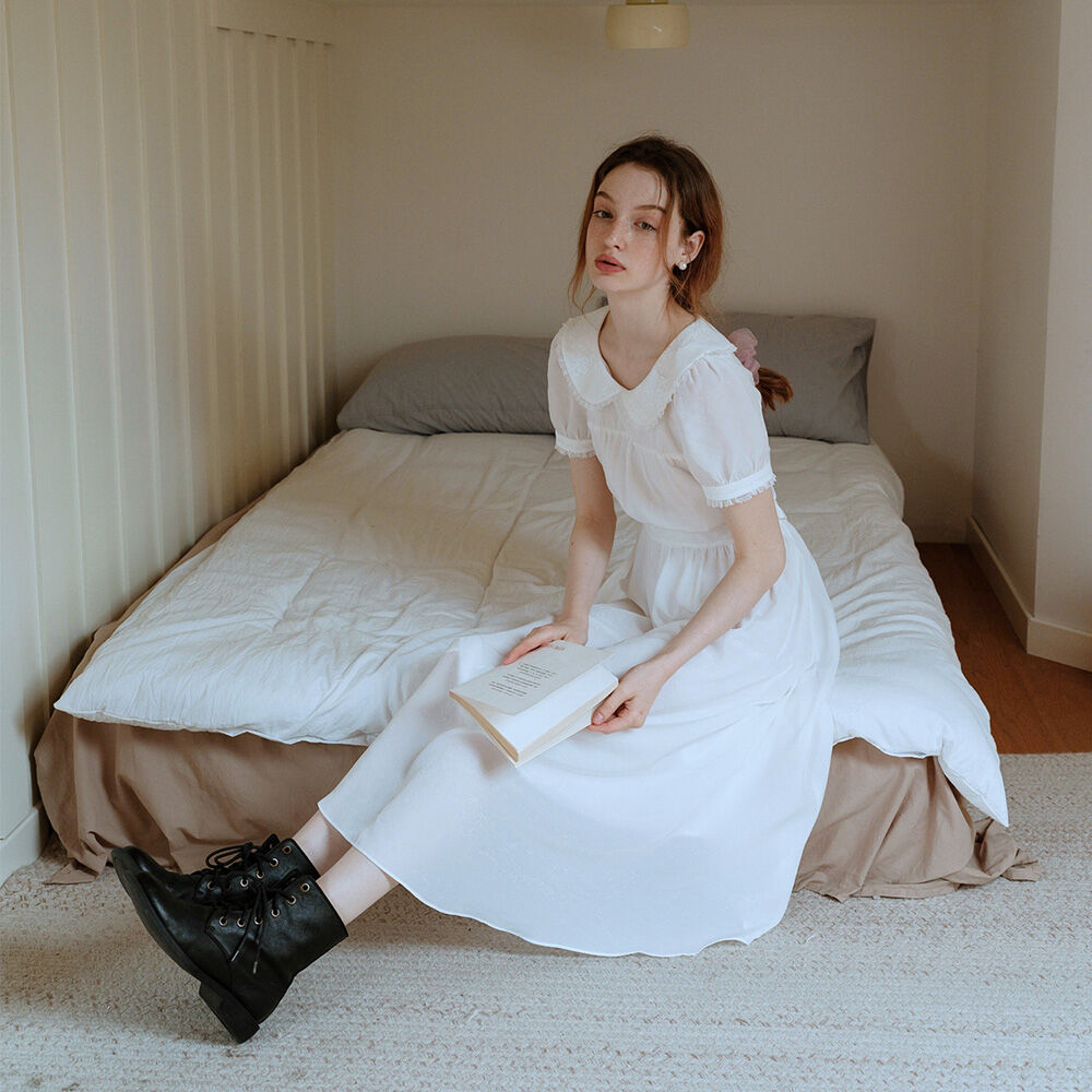 That's_White dollar collars dress cloth