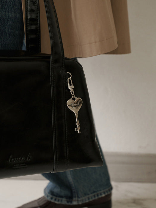 Heartbee key ring Silver heart. B key ring Silver