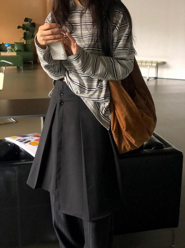 springcoma core pleats midi skirt