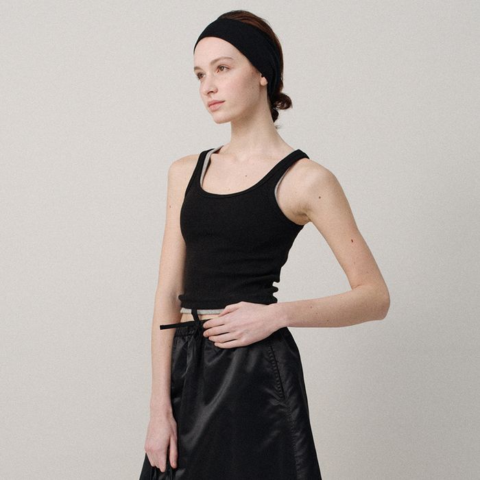 Curved rib tank (Black)