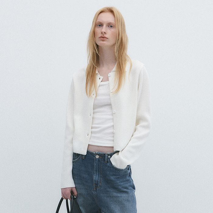 spread collar cardigan white