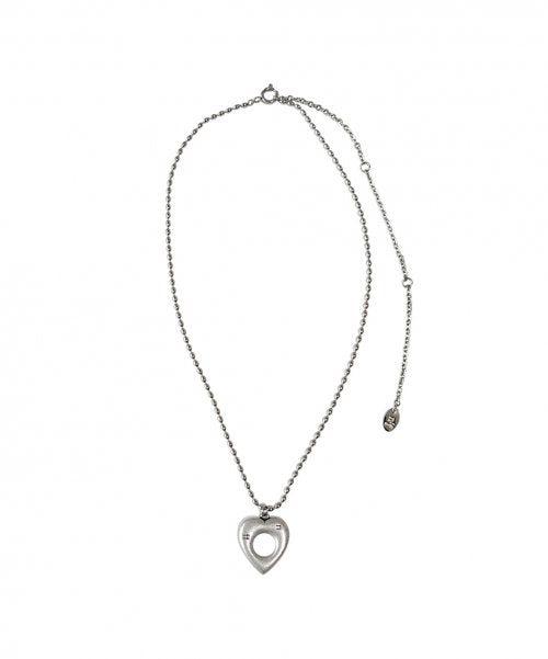 Heart hole necklace