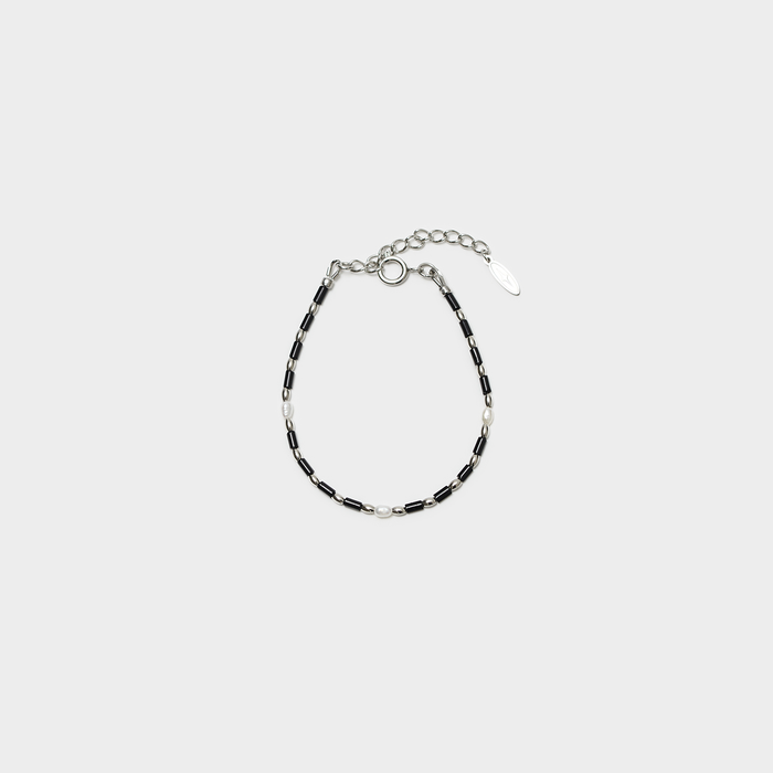 Onyx Breeze Bracelet