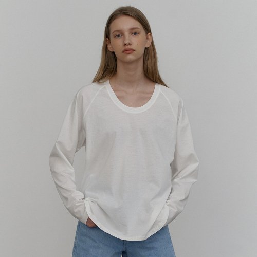 Raglan long sleeve t-shirt