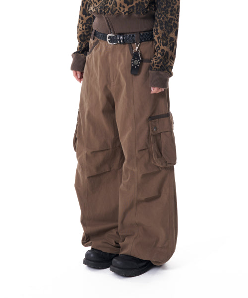 パンツ AAKAM Knee PinTuck Contrast Cargo Pants MUSINSA公式 | AAKAM Knee Pin-tuck Contrast Cargo Pants (Black)