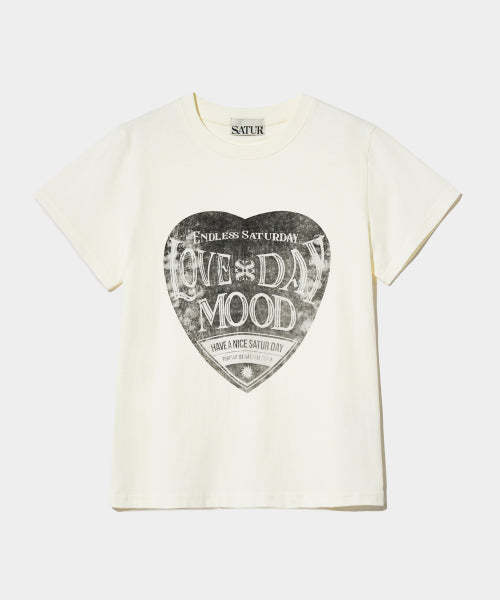 (W) Saturday Retro Mood Graphic Short Sleeve T-Shirt Vintage White