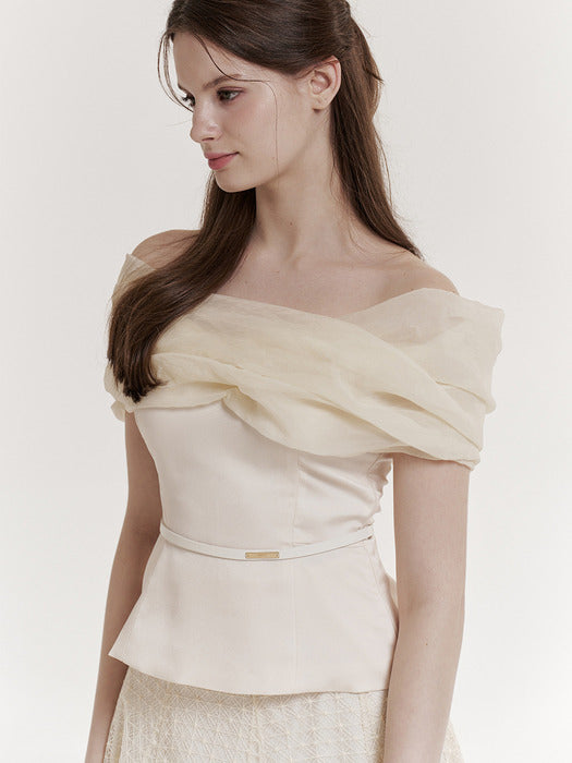 Dayana Off-shoulder Blouse (Crem)