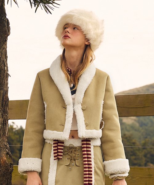 Kirsi X Bearpaw Crop Fur Shearling Jacket [Camel]