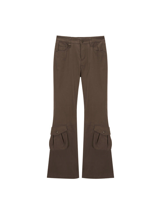 BOOTS CUT CARGO PANTS IN KHAKI BROWN