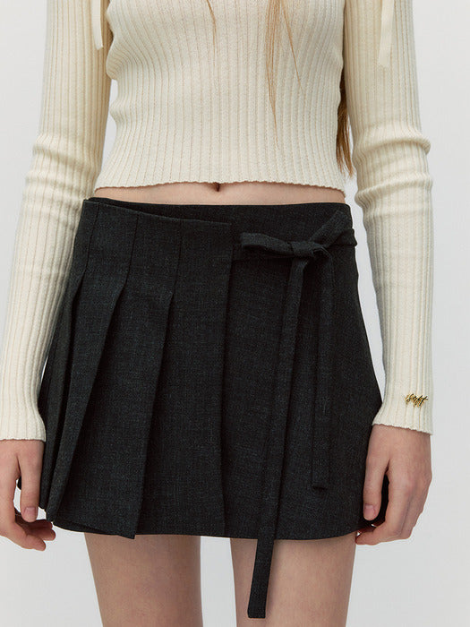 CLASSIC PLEATS MINI WRAP SKIRT [CHARCOAL]