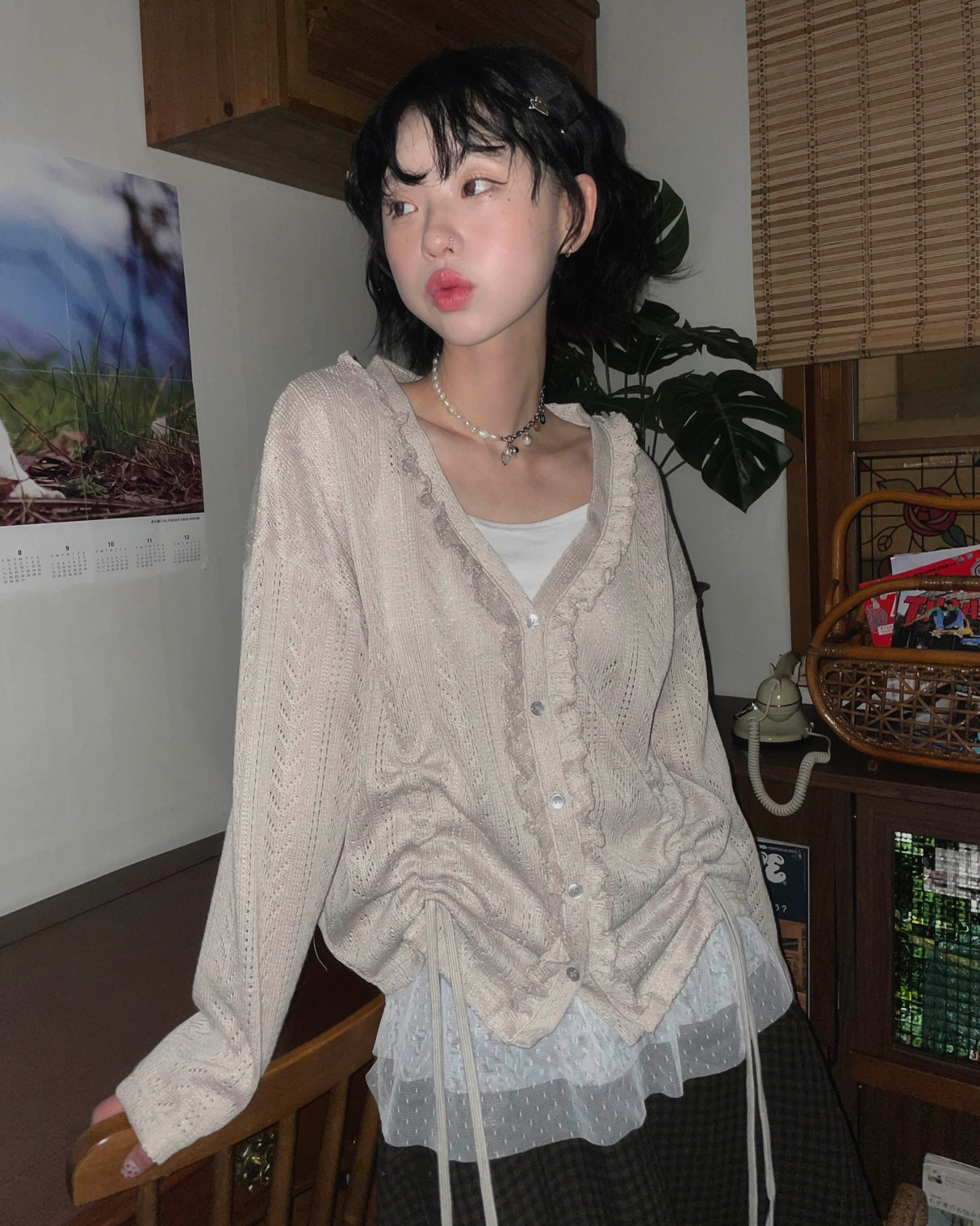 Douch Doouch (3 colors) Ruffle to Shirring Punching Raglan Knit Cardigan