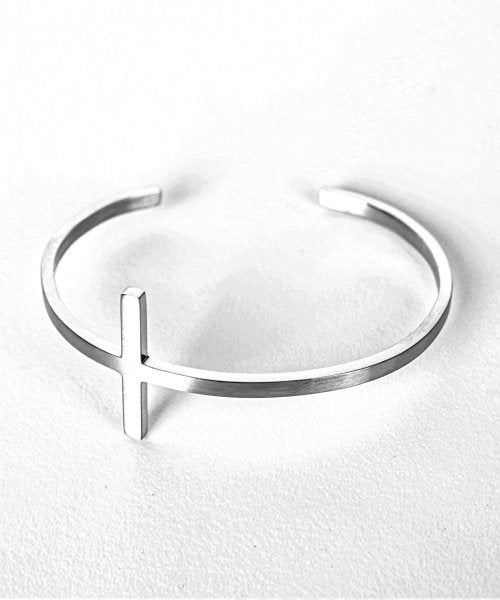 [Surgical] Cross Bangle Bracelet